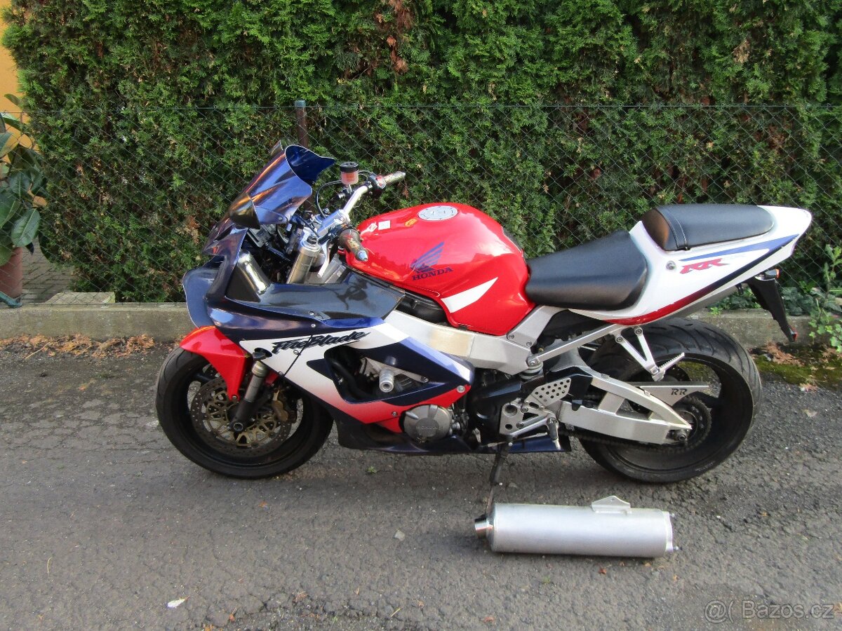 Honda CBR 900RR SC44