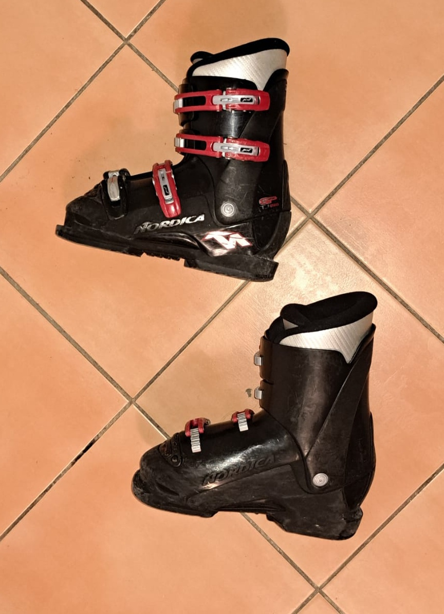 Lyžáky Nordica GP TJ vel. 24,5