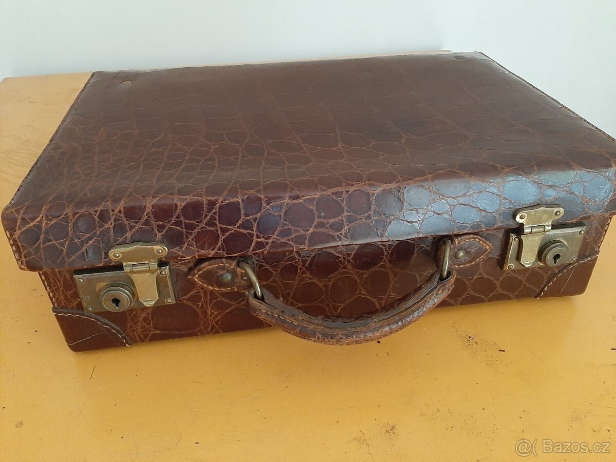Starý Kožený kufřík