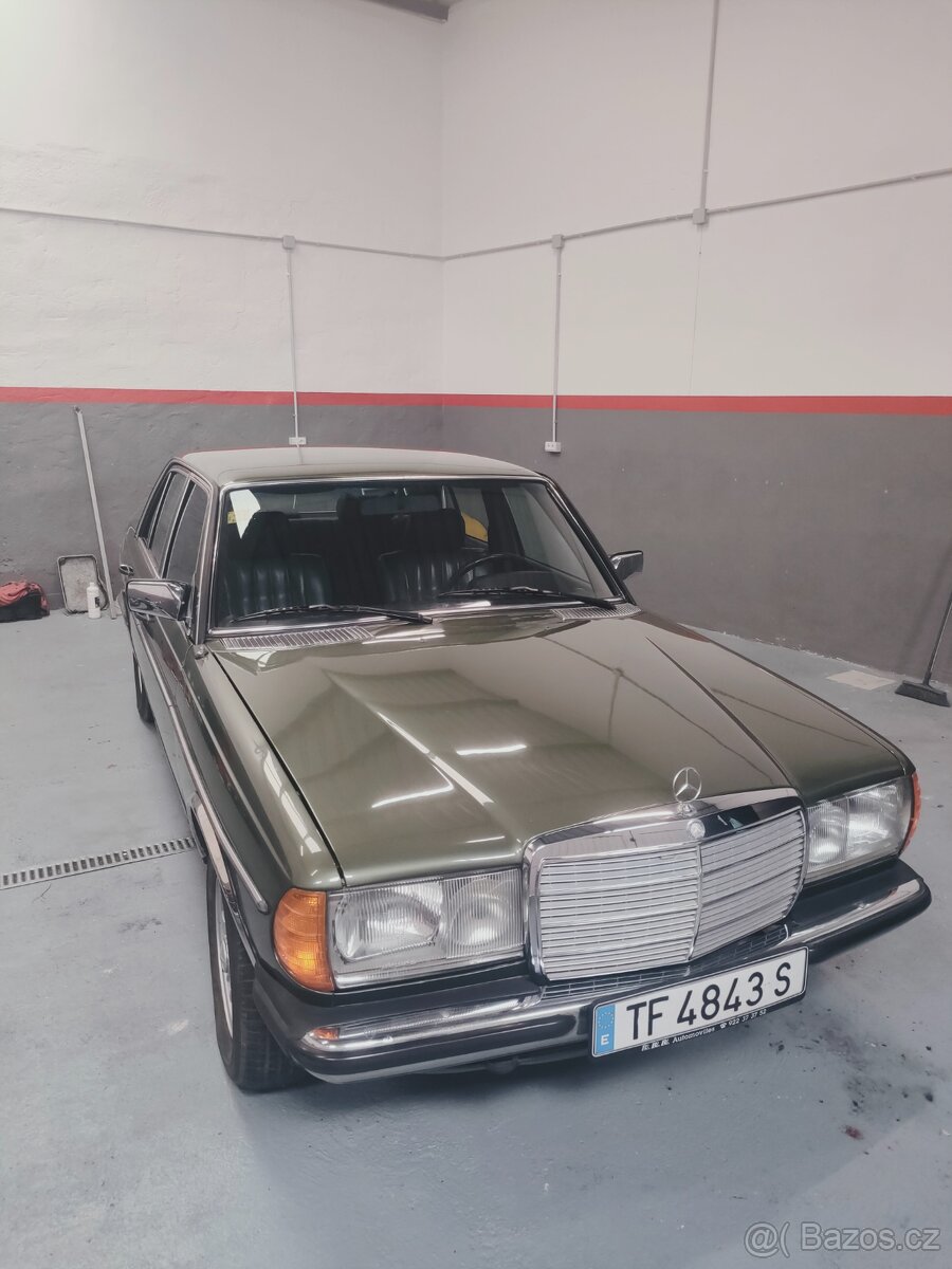 Prodáno - Mercedes Benz W123 230E 1983 - Rezervace