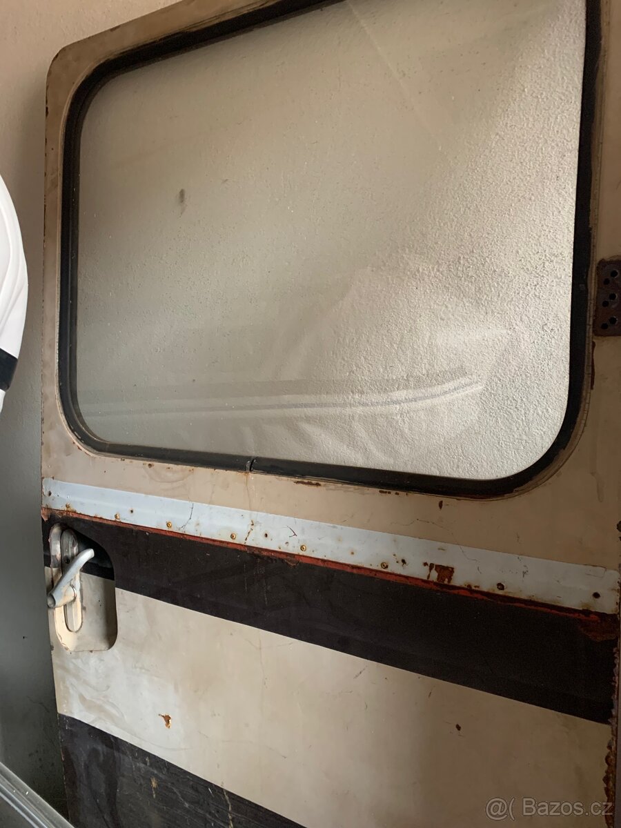 Autobus SKODA ŠD - dveře