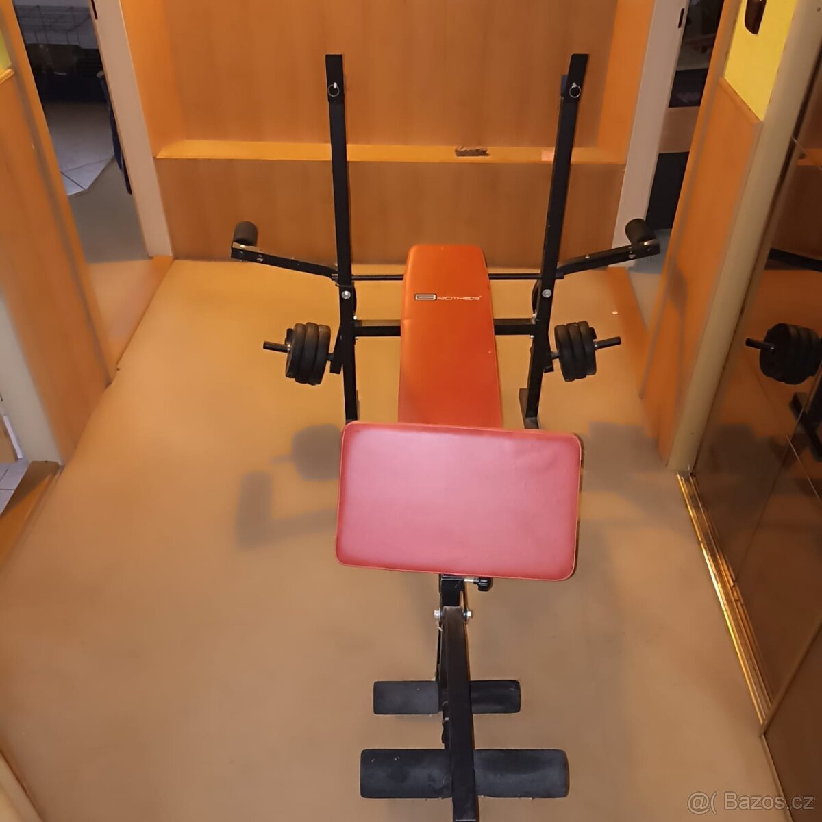 Posilovací lavice plus závaží