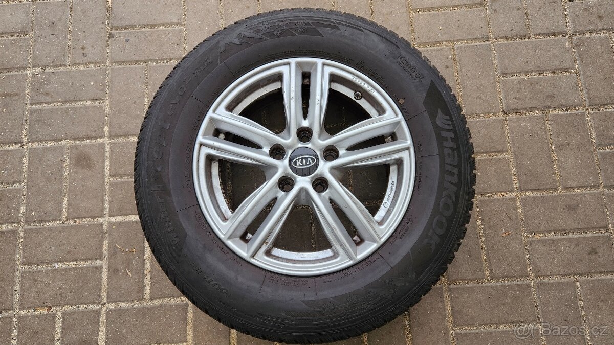 Zimní Sada Alu 5x114.3 215/70 R16 Kia Sportage