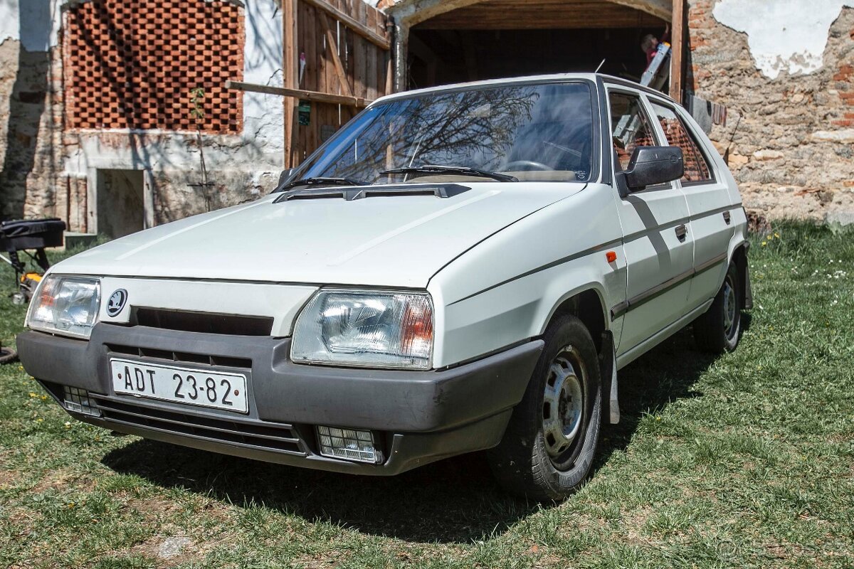 Škoda Favorit 135 Lux-1991 bez EKODANĚ