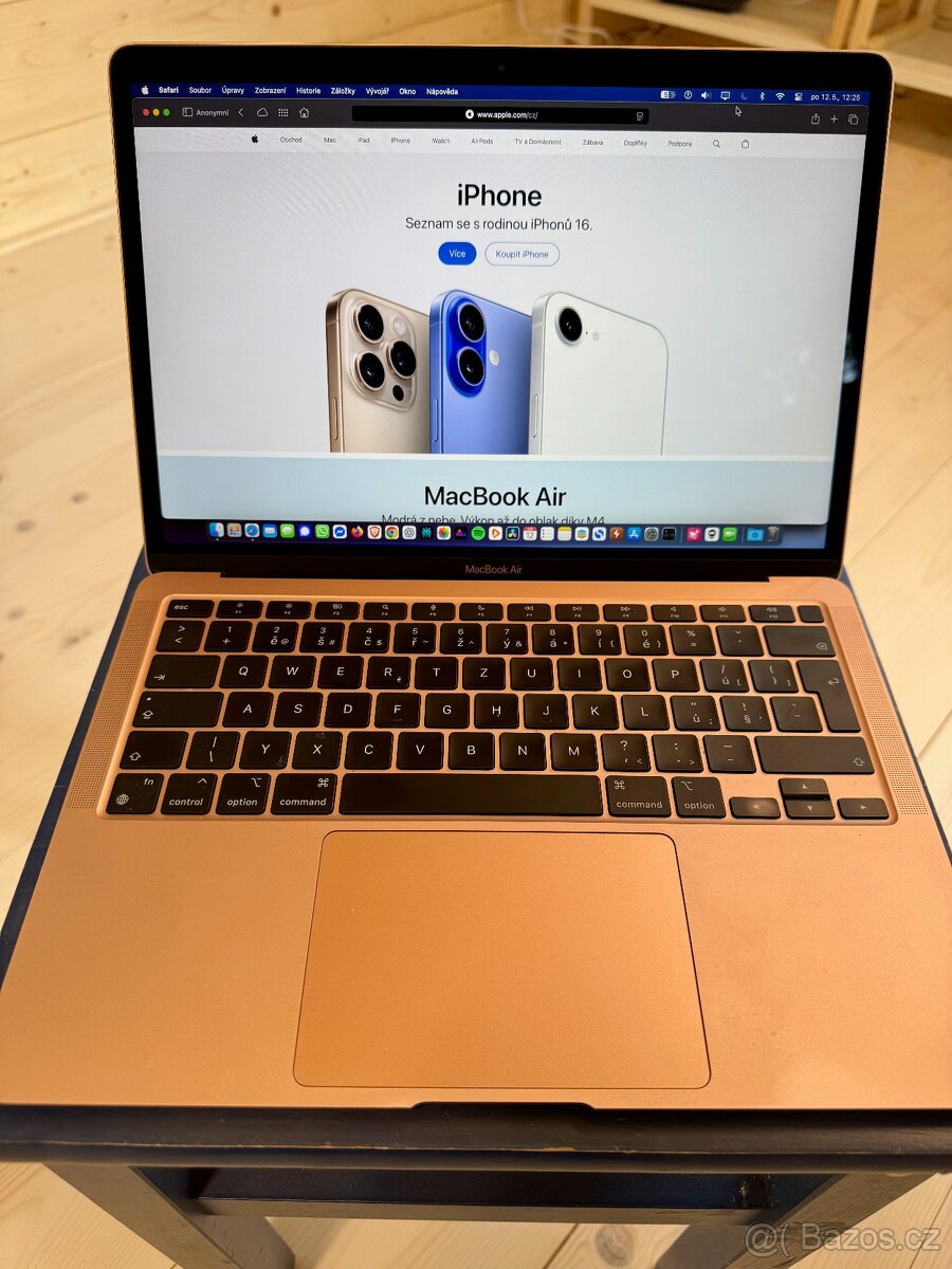 MacBook Air M1 (2020)