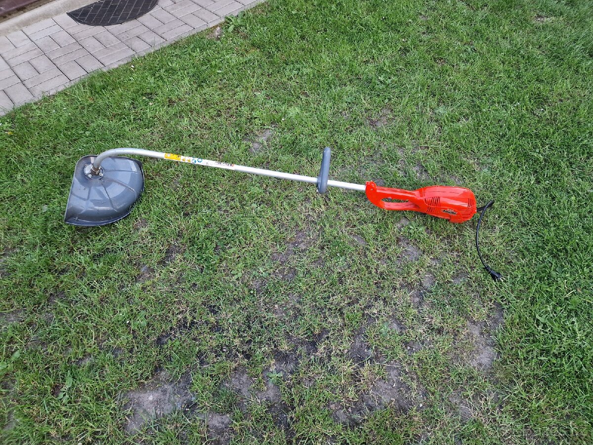 Elektrický vyžínač Oleomac TR 61 E