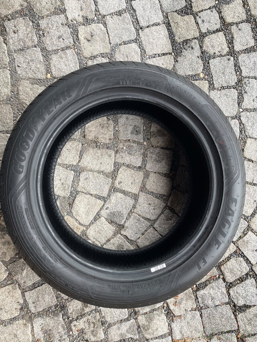 Goodyear Eagle F1 Asymmetric 3 245/45 R18 96W