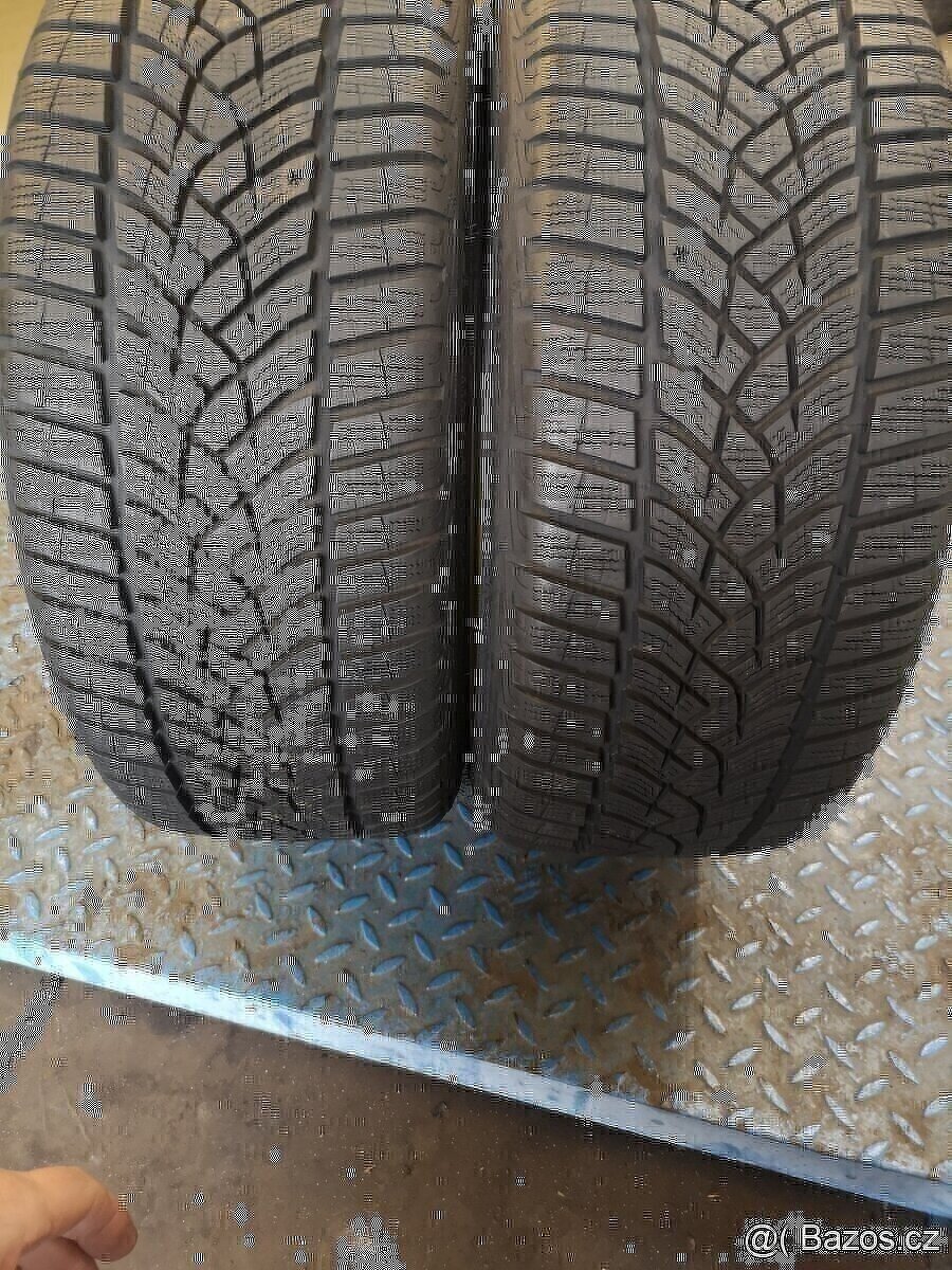 215/40 r18 215/40/18