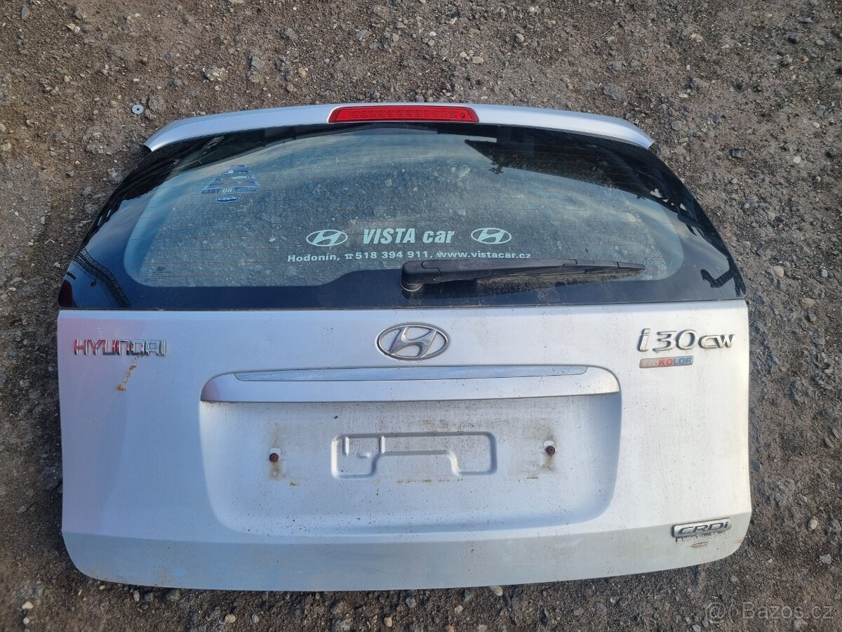 Hyundai i30 CW, 2011,víko,nárazník, světla