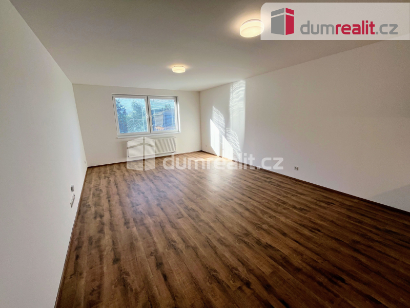 Pronájem bytu 1+kk o výměře 44 m2 ve Slavičíně