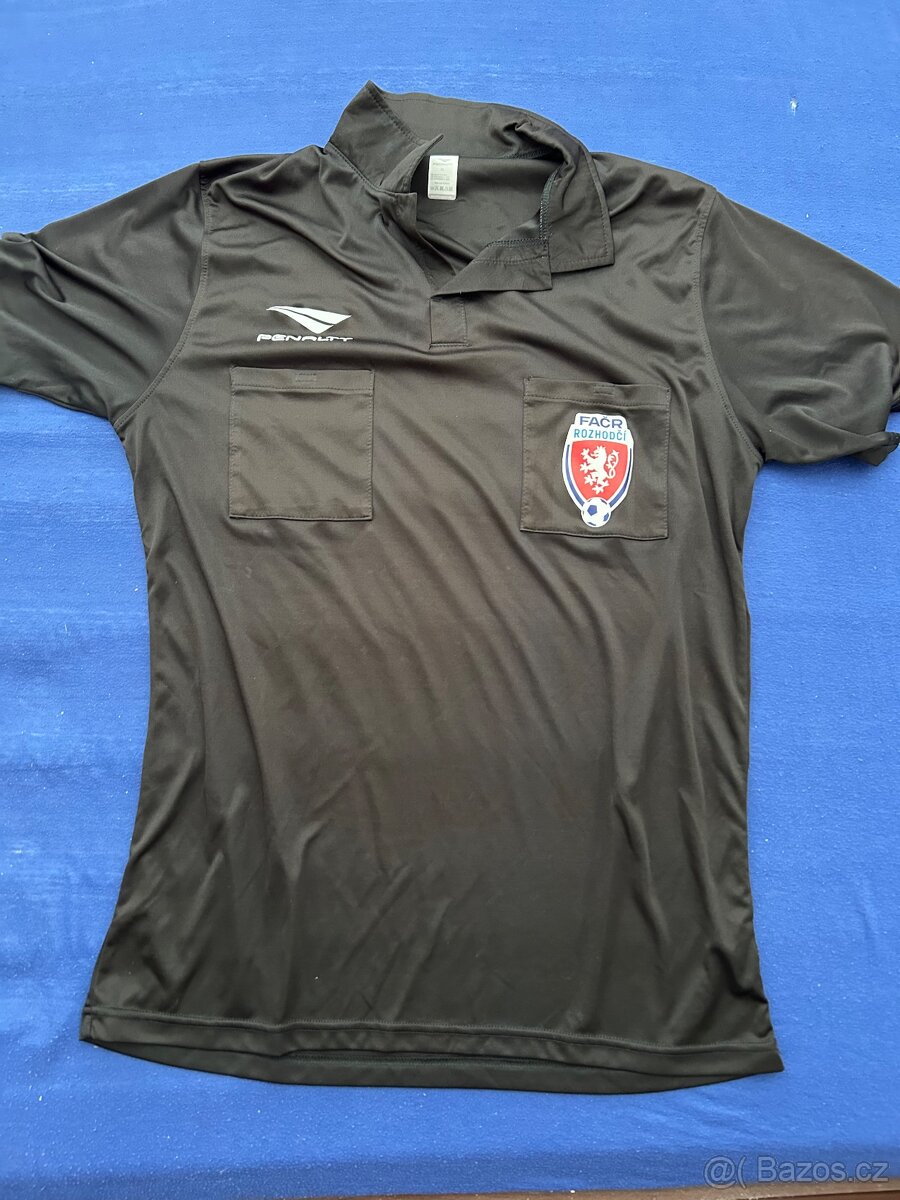 Dresy pro rozhodčí
