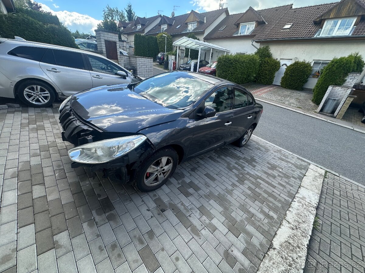 Renault Fluence 1.6 MPI (rok 2010)