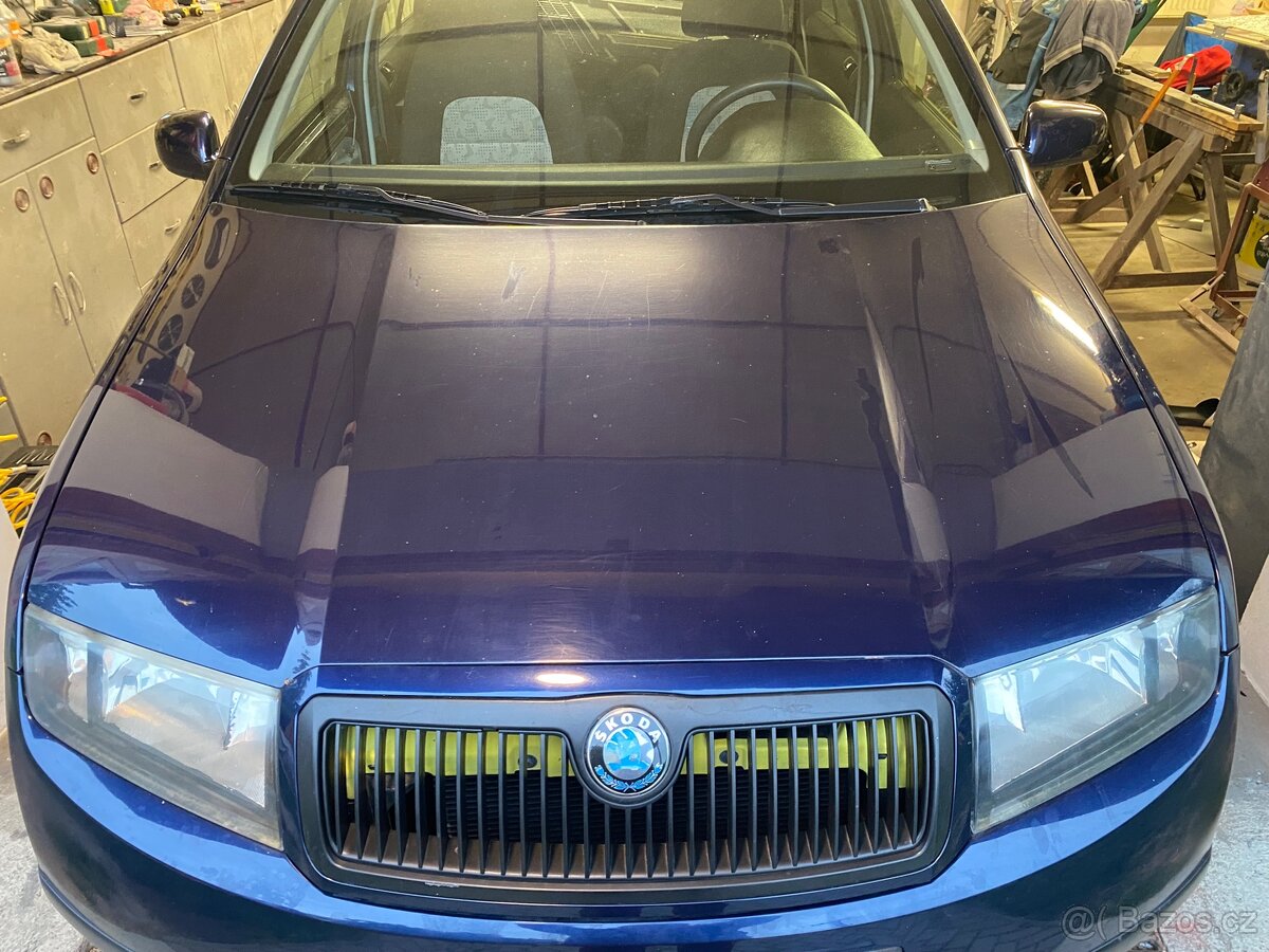 Kapota Škoda Fabia 1