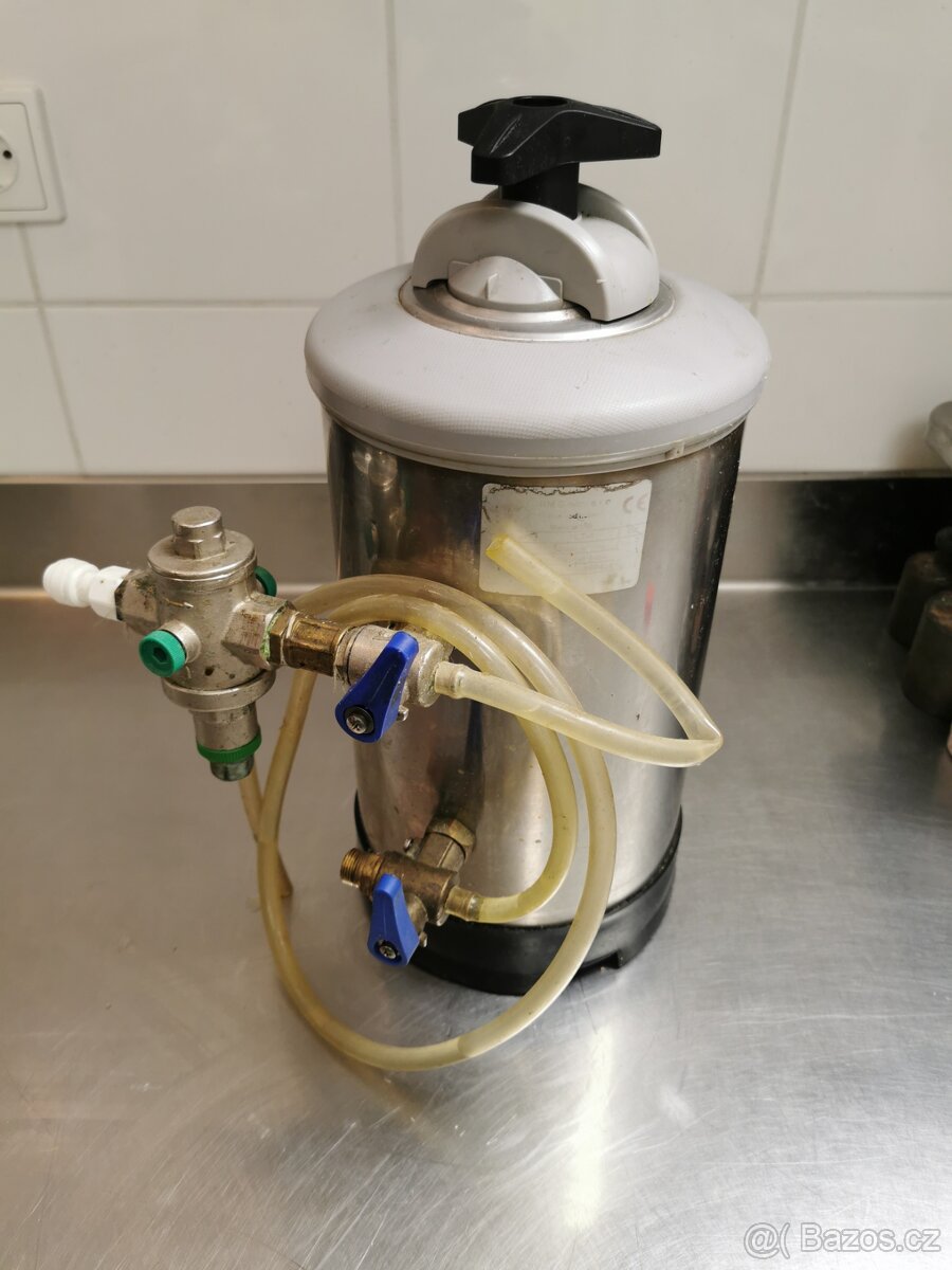 Změkčovač vody LT 8