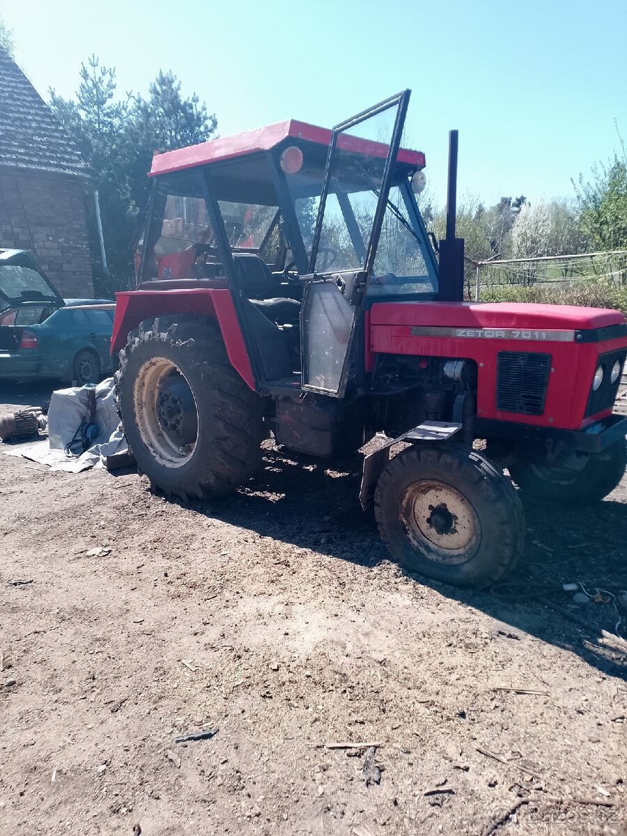 Zetor 7011