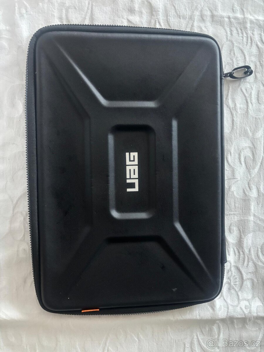 Pouzdro na tablet