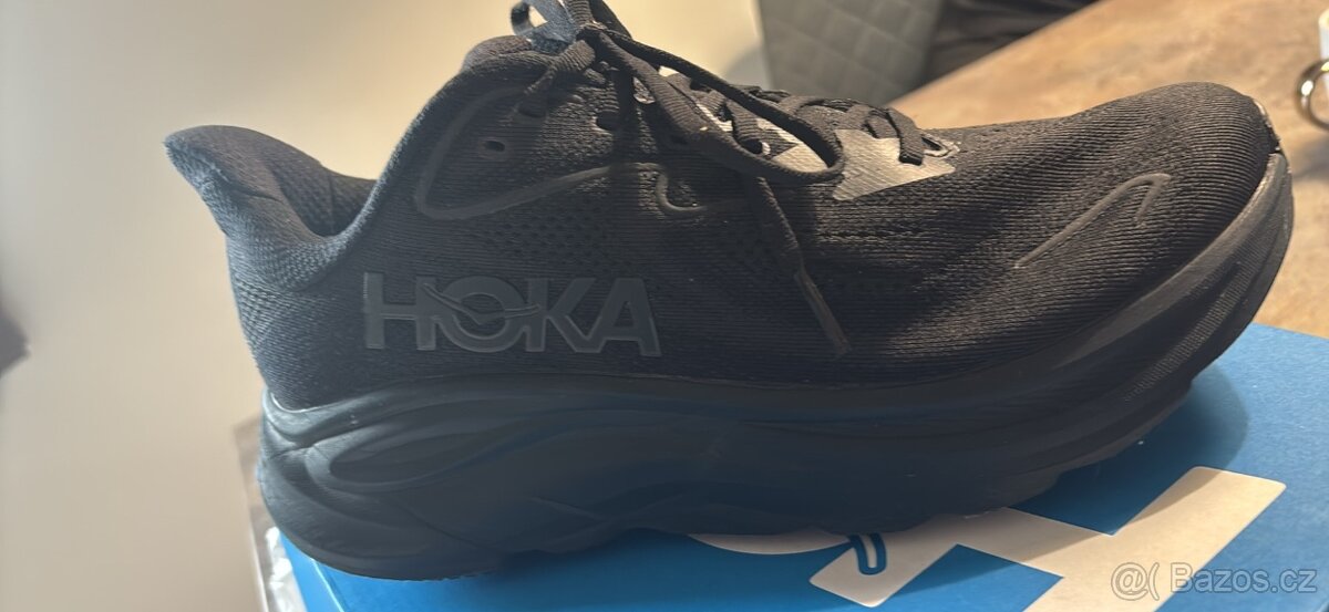 Běžecké boty Hoka clifton 10