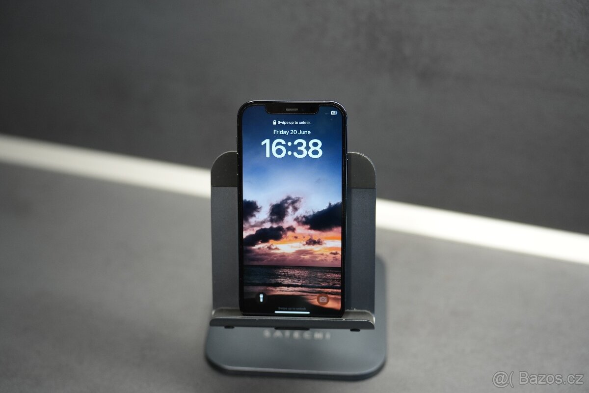 Apple iPhone 12 Pro 128 GB - modrý