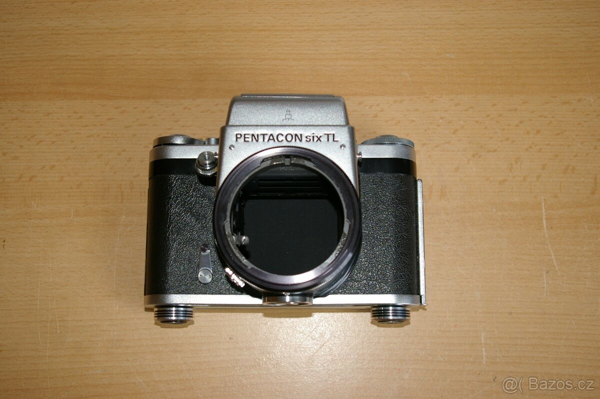 Pentacon six - tělo a šachta