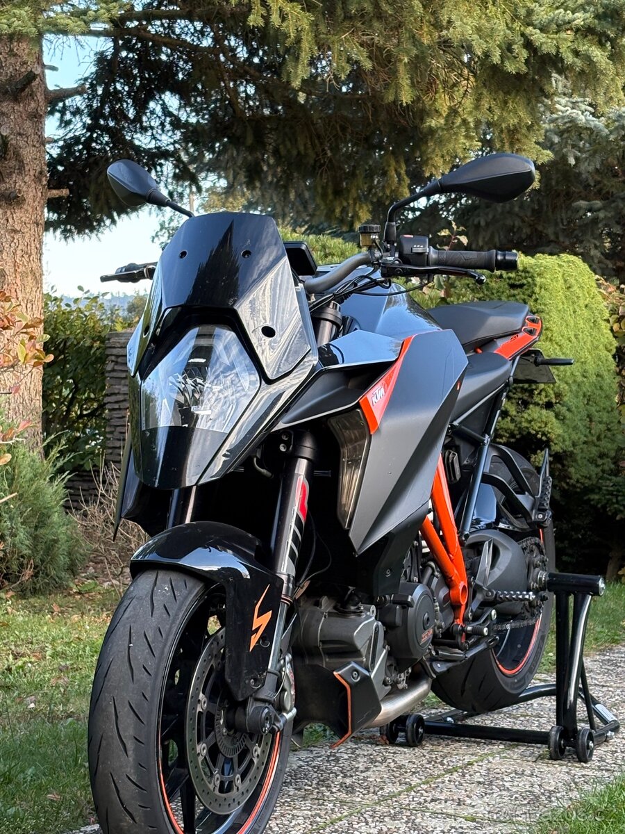 KTM 1290 SuperDuke GT
