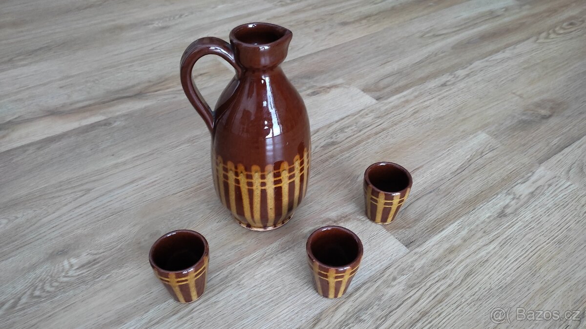 Set džbán s kalíšky