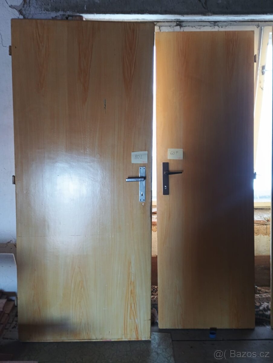 Nabízíme dveře.
