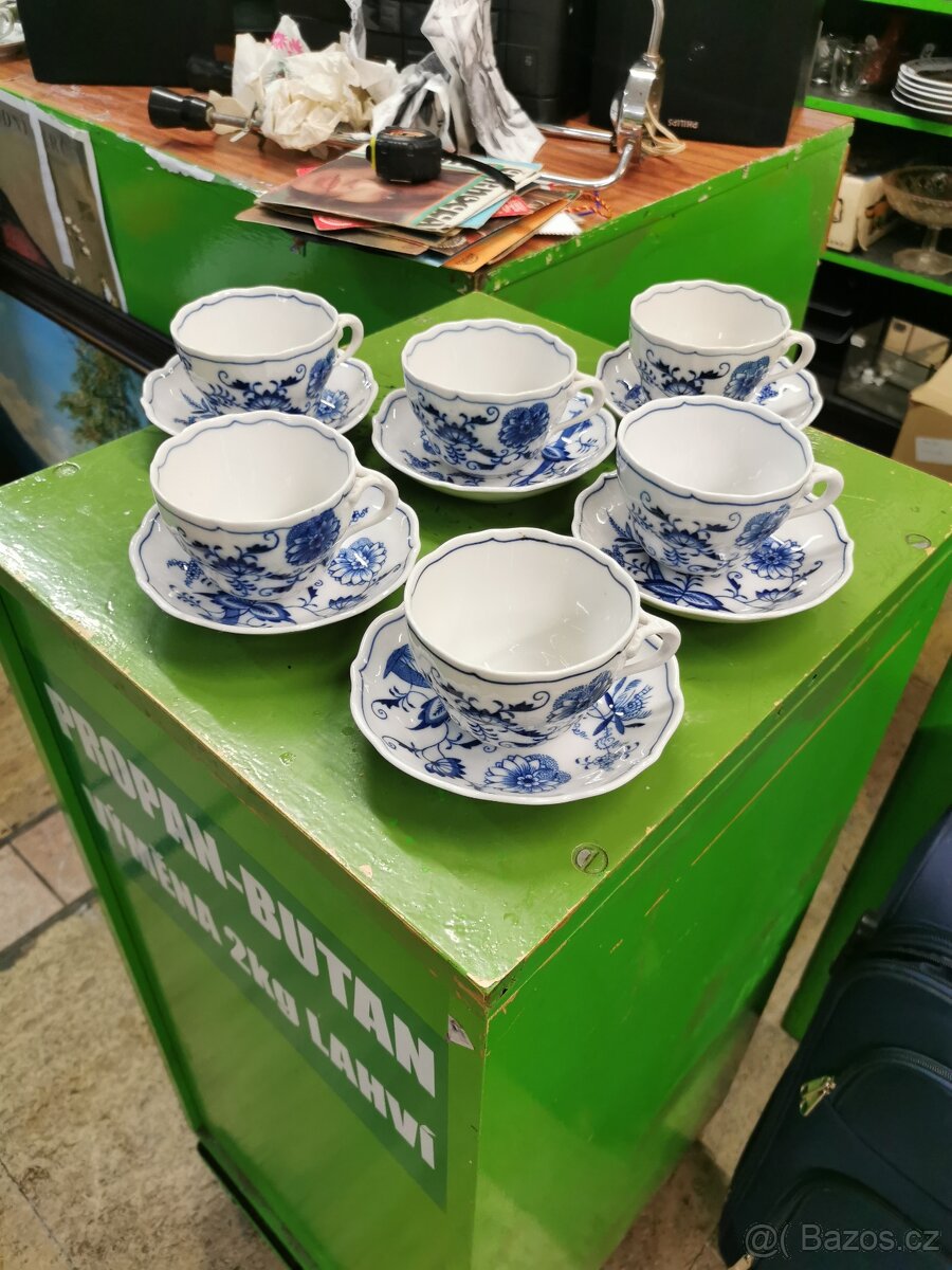 Cibulák Dubí, šálky na kávu.