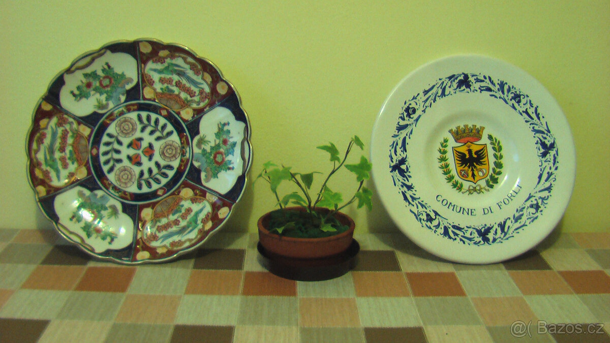 JAPONSKÝ KERAMICKÝ a HERALDICKÝ TALÍŘ