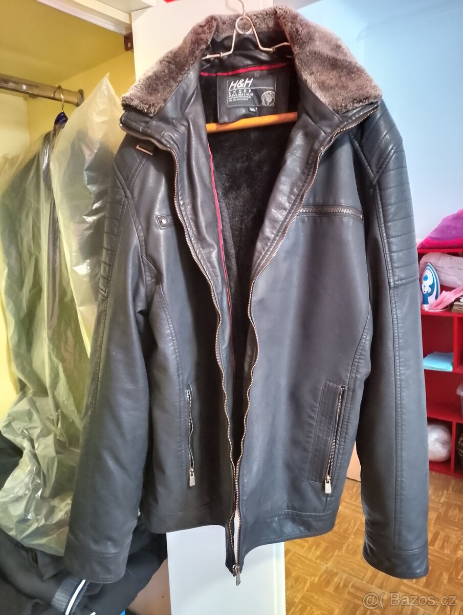 Kožená bunda nová jednou na sobě