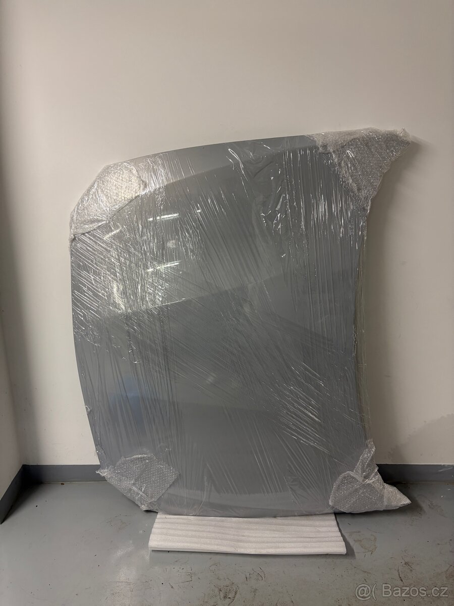 Originál kapota BMW M2 Competition