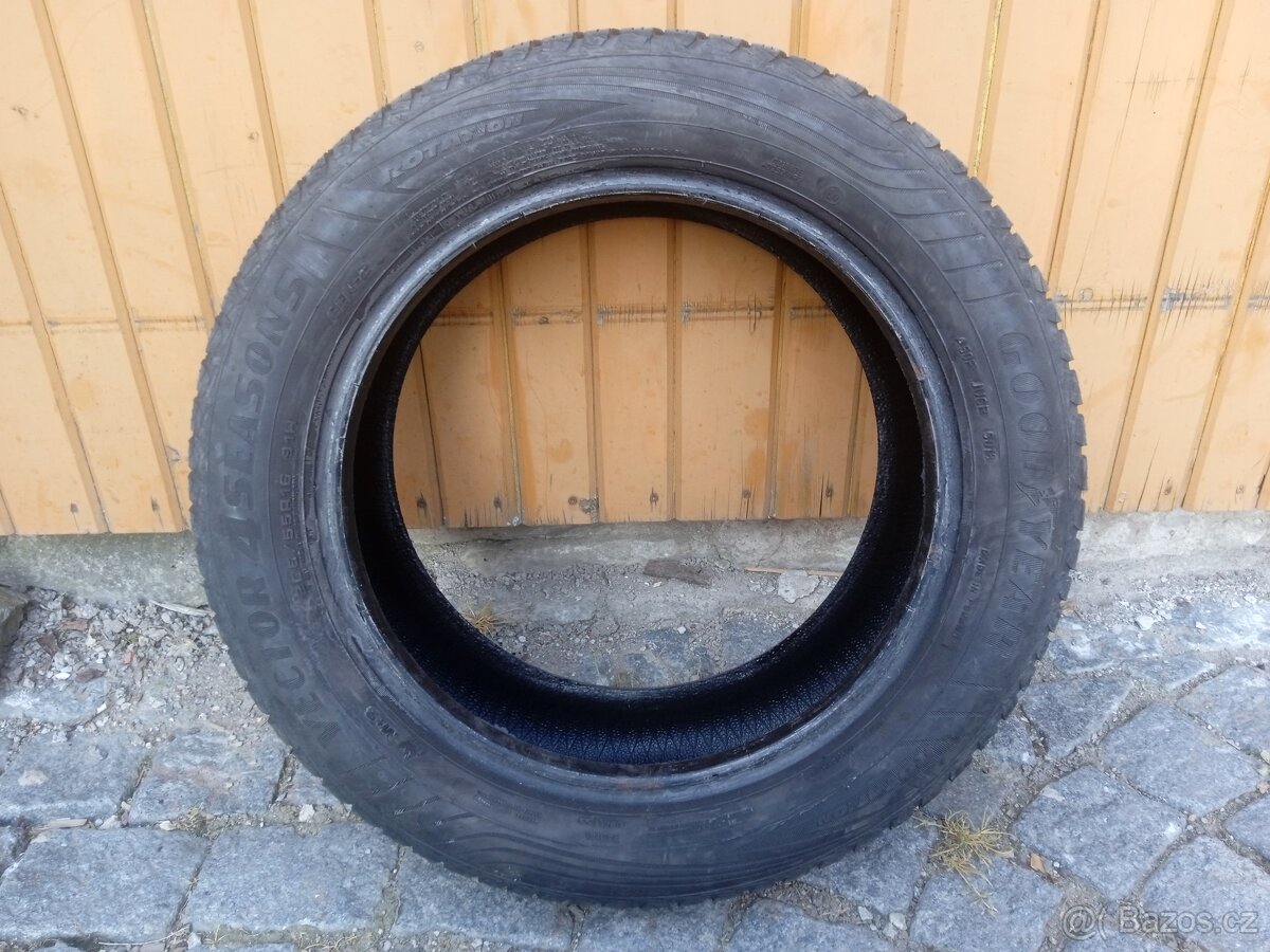 Zimní pneu 205/55 R16 91H Goodyear