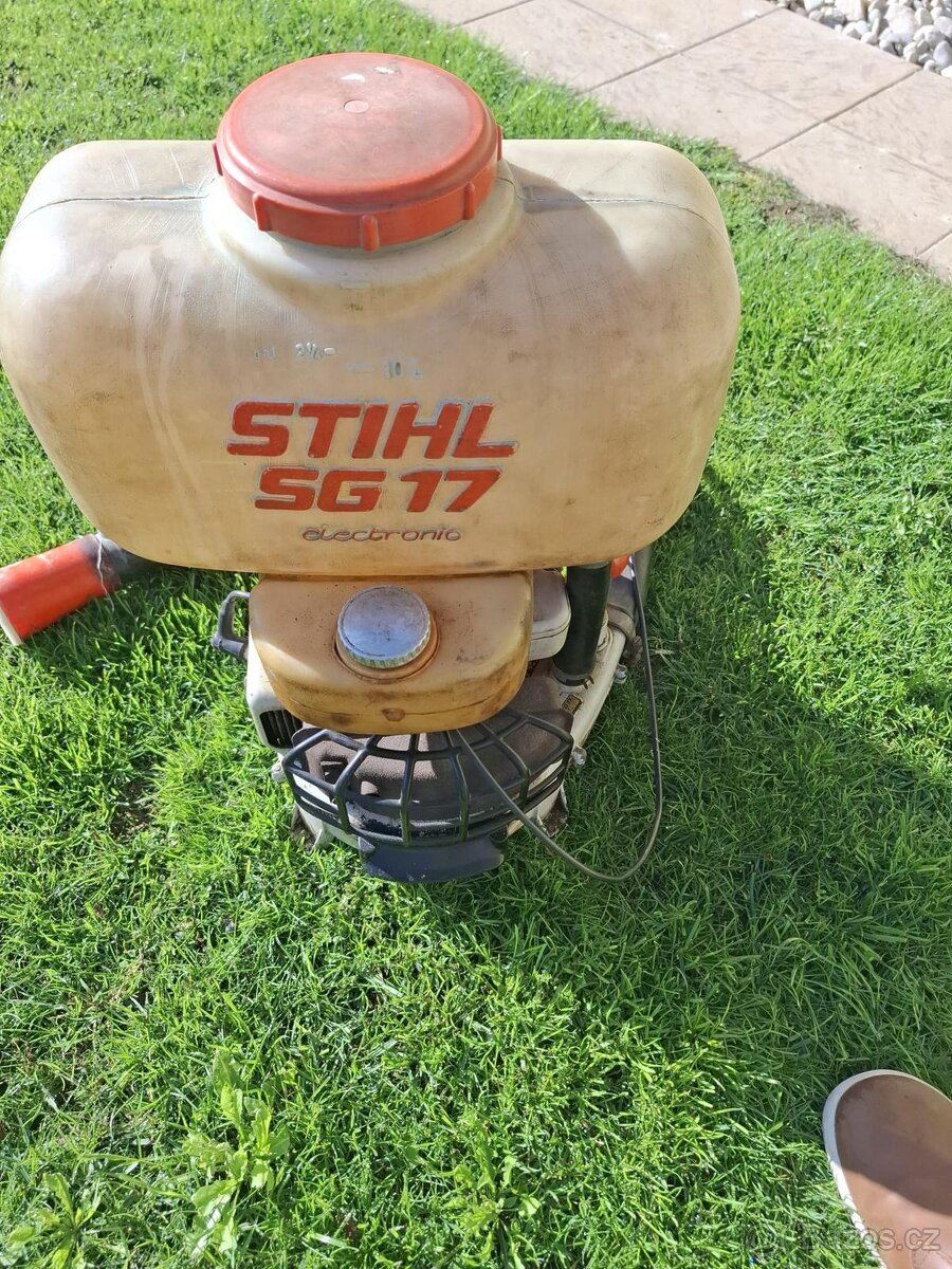 Postřikovač STIHL SG 17