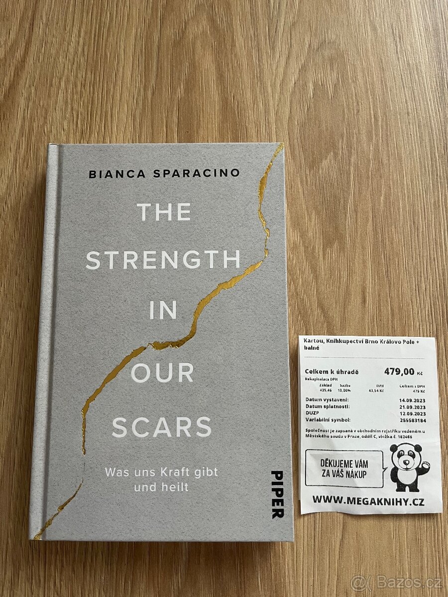 kniha The strength in our scars