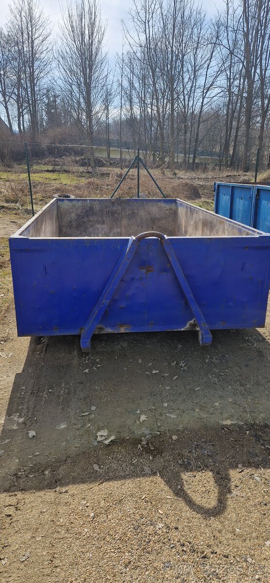 Kontejner 5,5 m3, výška háku 100