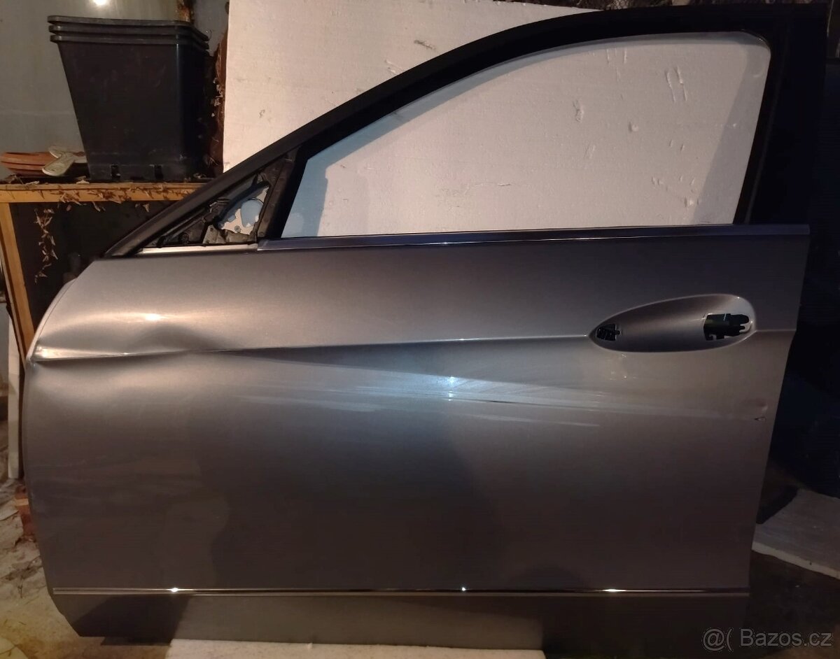 Dveře levé přední Mercedes E W212 sedan