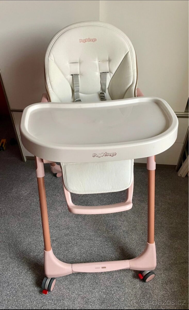 Jídelní židlička Peg Perego follow me