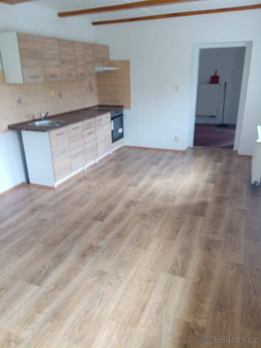 Pronájem bytu 1+1 45m2 - Východní, Rumburk