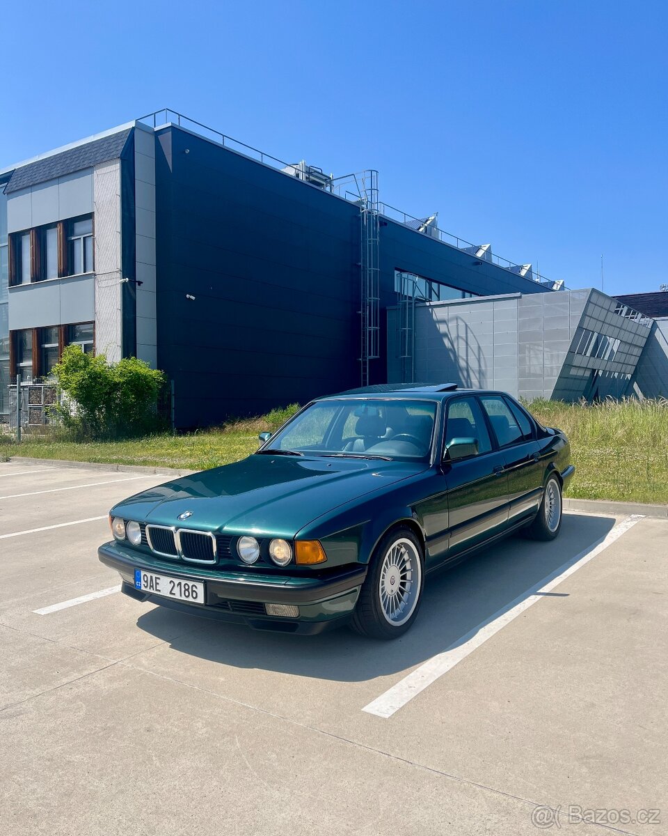 BMW 740i E32, r. 1993, původ ČR, 177 tkm