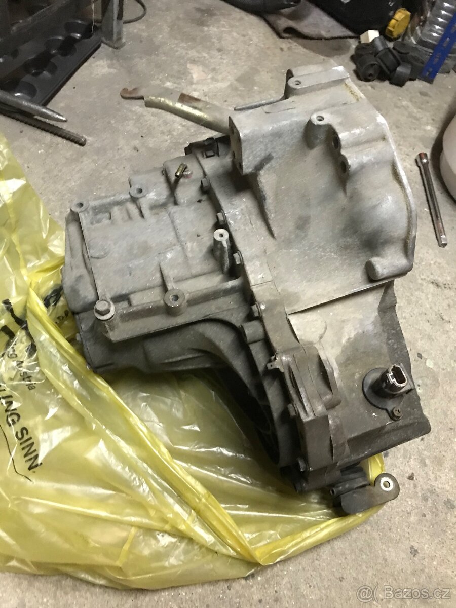 Převodovka Nissan Micra K11 1.4