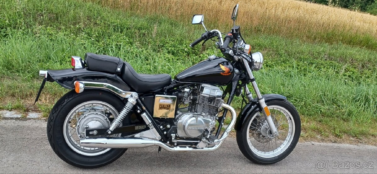 Honda CMX 450 Rebel pouze 15tkm