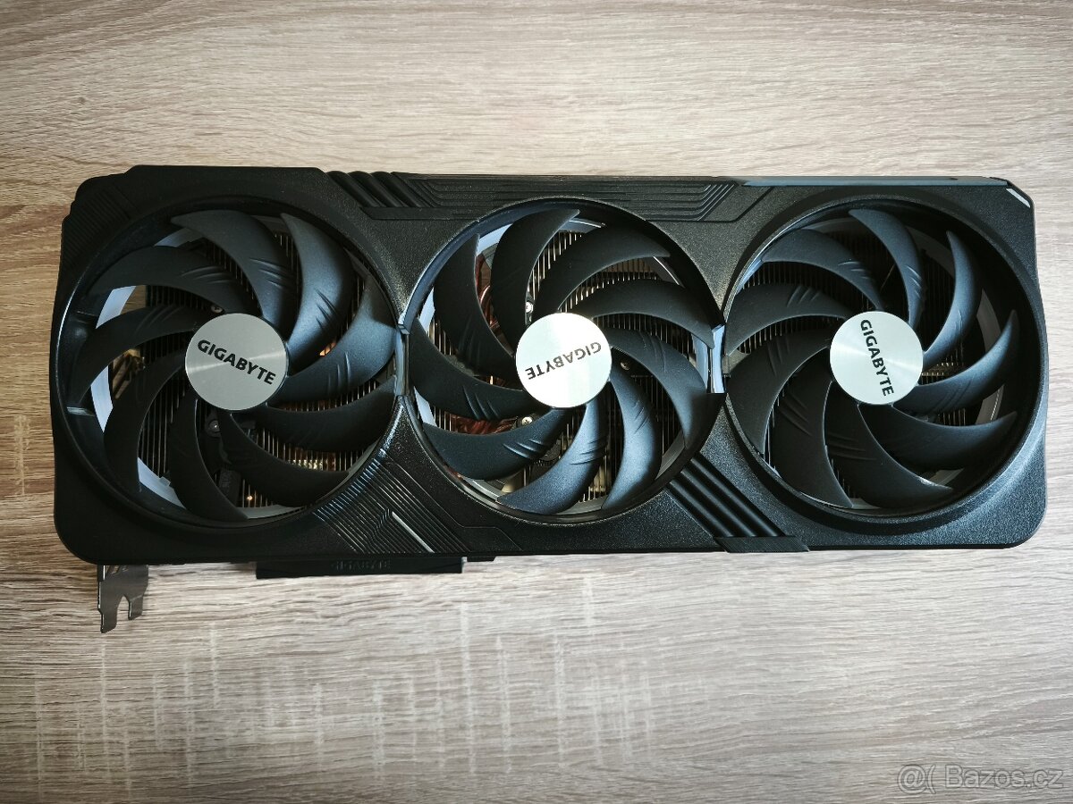 GIGABYTE GeForce RTX 4080 SUPER GAMING OC 16G