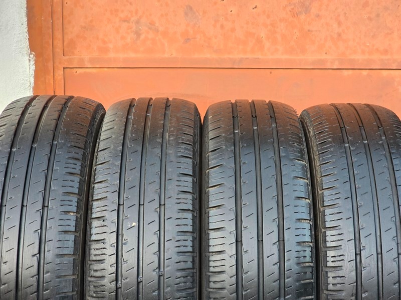 Letní Hankook 215/75/16C