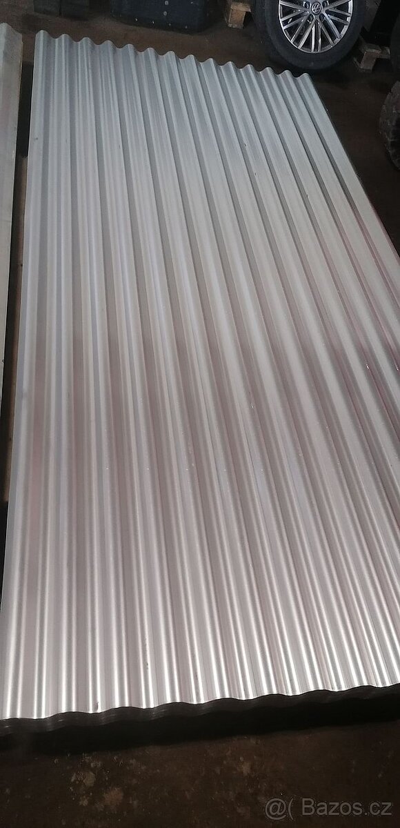 Vlnitý plech pozinkovaný 0,7x1410x3000 mm