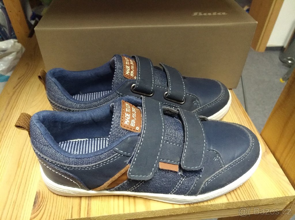 Dětské boty Baťa, vel: 33