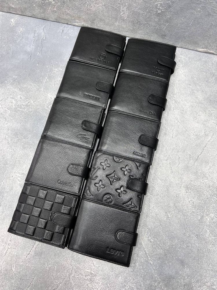 Peněženky, Kabelky