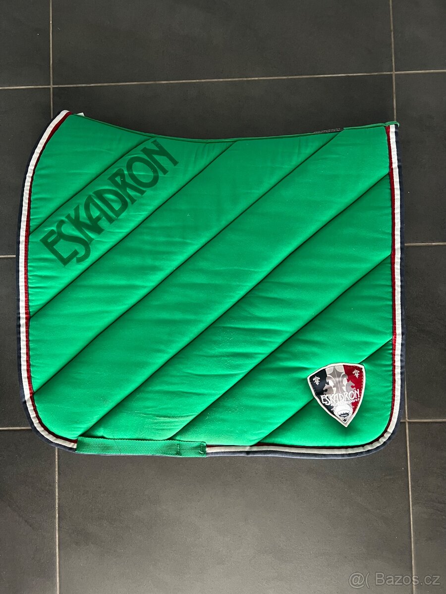 Podsedlová dečka Eskadron - Green 2013