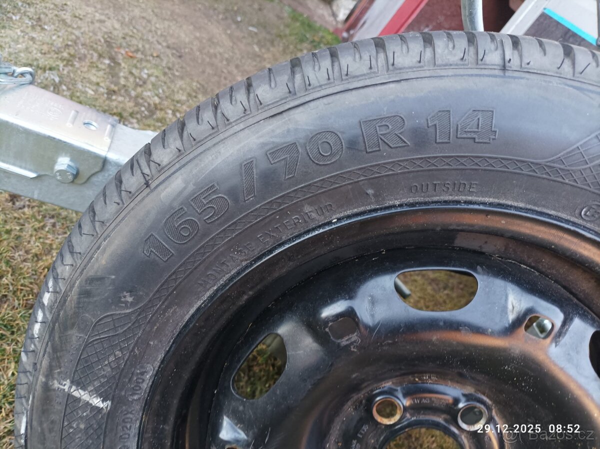 Rezervní kolo - Fabia 1 - 165/70R14.