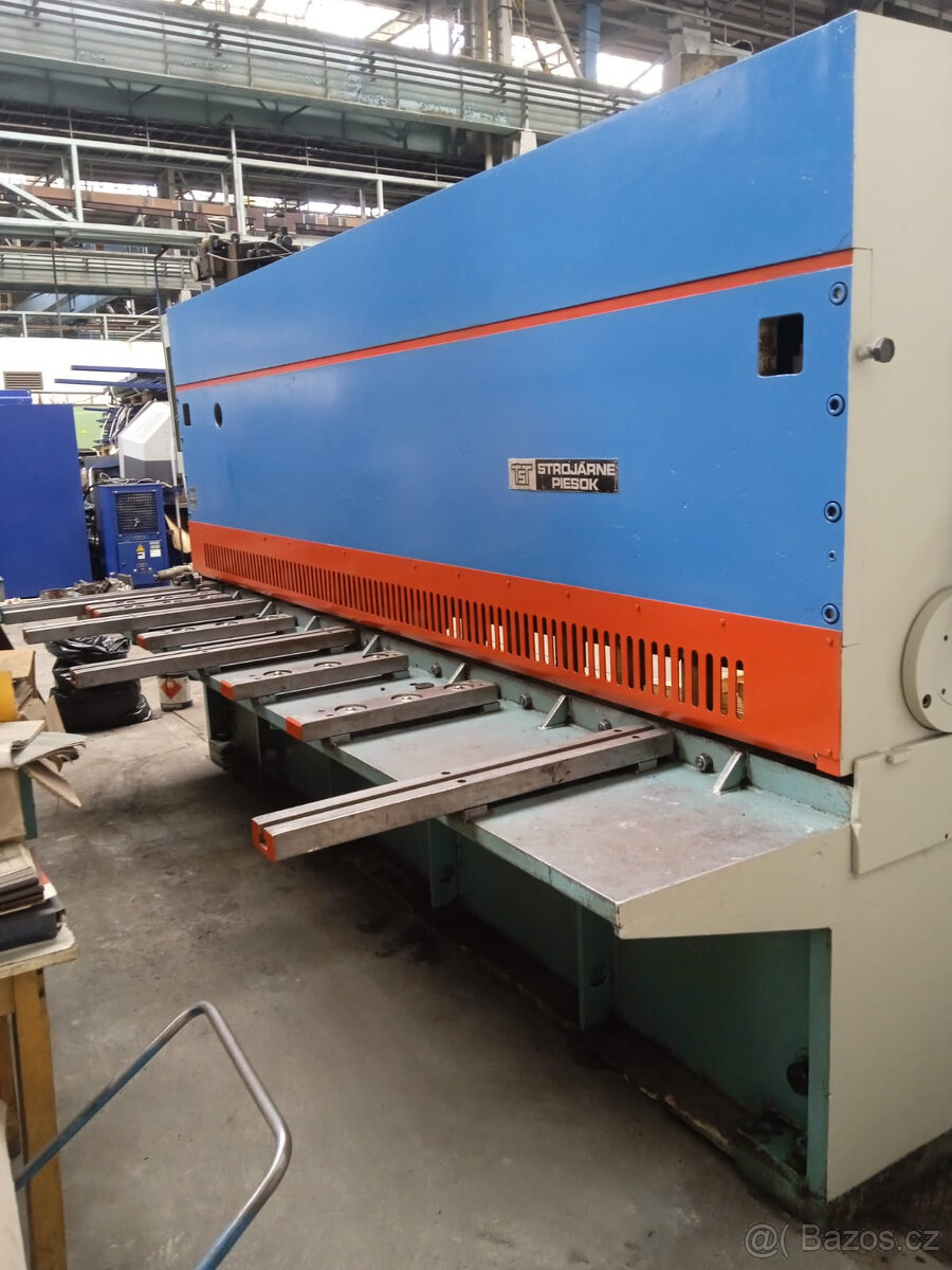 hydraulické tabulové nůžky CNTA 3150/ 10 A