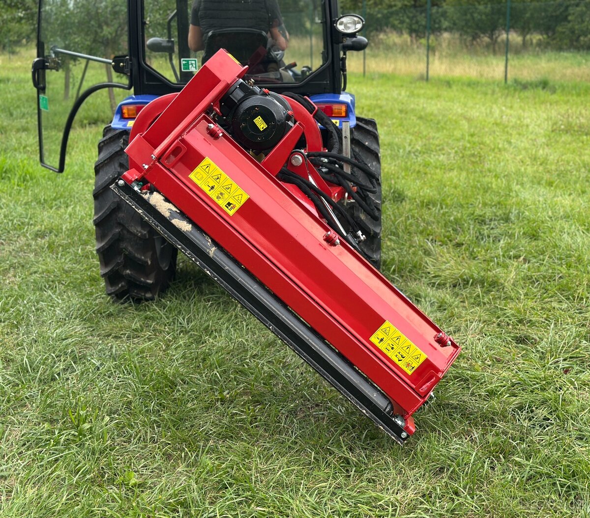 Příkopový mulčovač za traktor