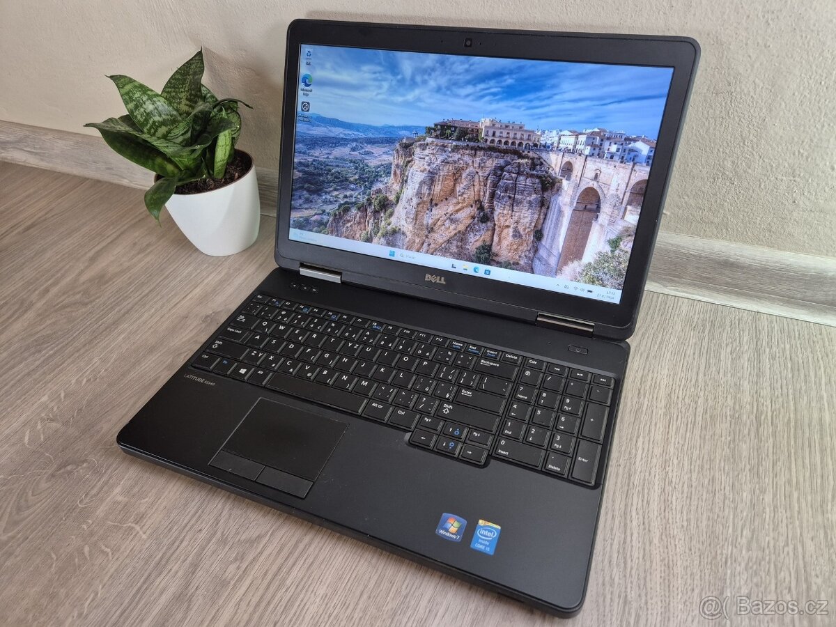 ▼Dell Latitude E5540 - 15,6" / i5-4200U / 6GB / SSD / ZÁR▼